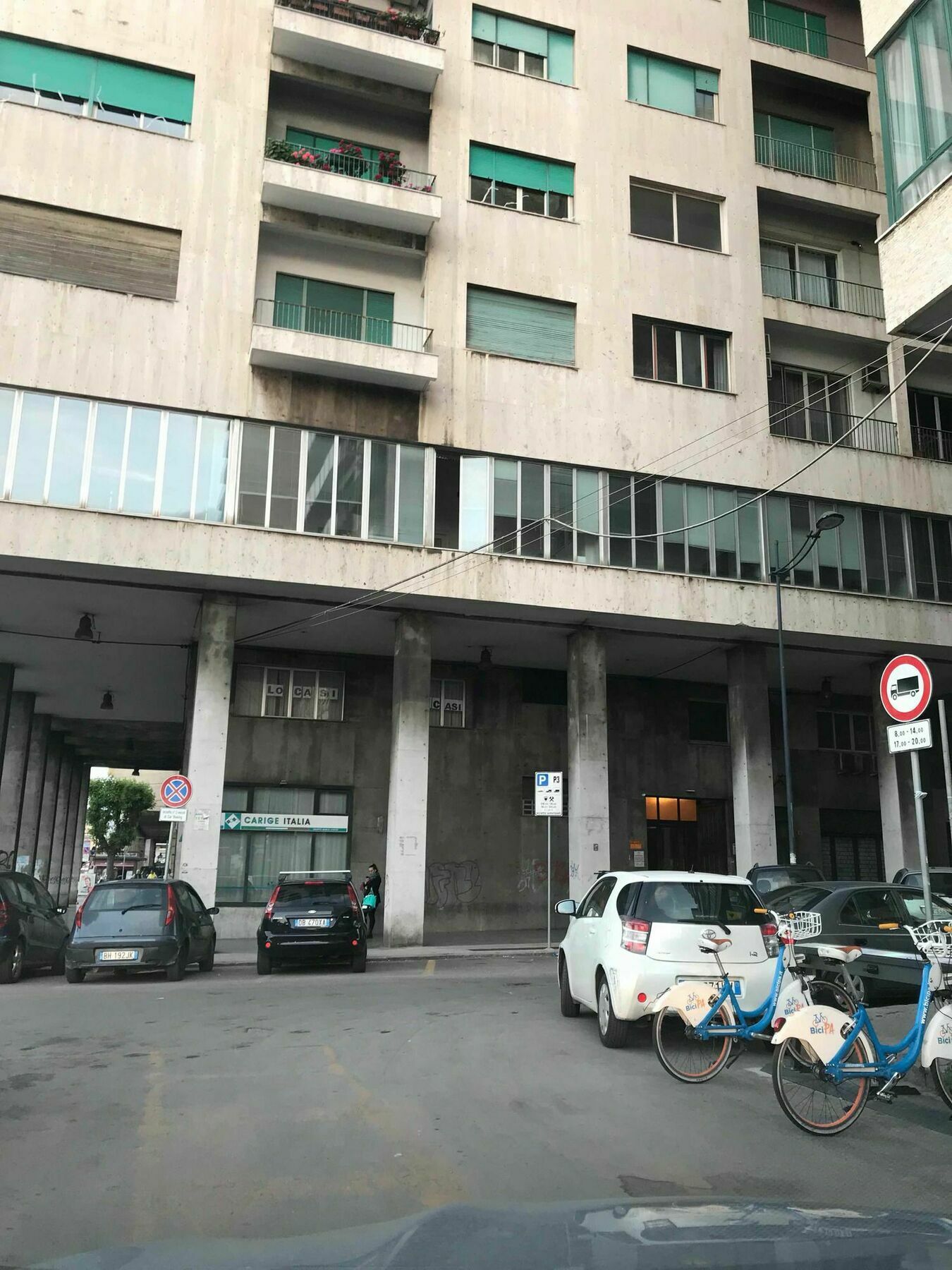 B&B Questa casa non e'un albergo Palermo Exterior foto